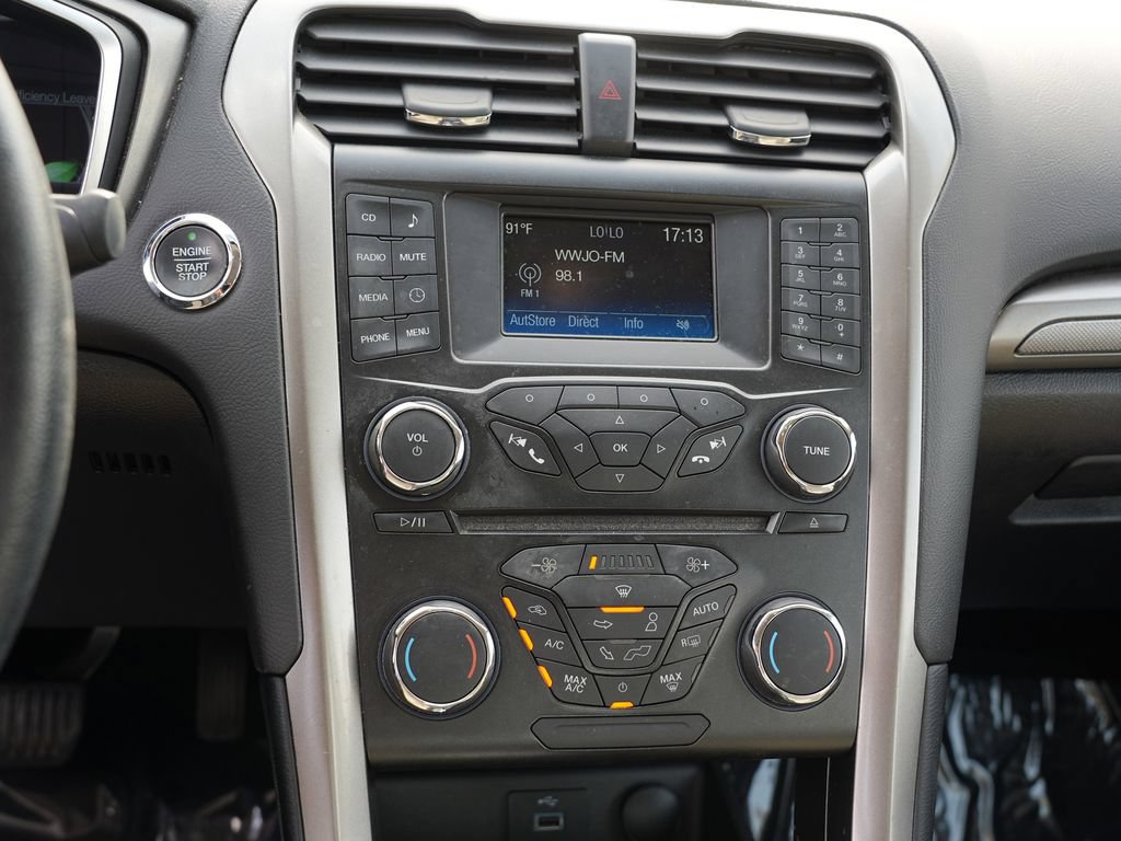 Used 2018 Ford Fusion S FWD image 21