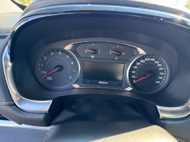 Used 2023 Chevrolet Traverse LT AWD/4WD image 19