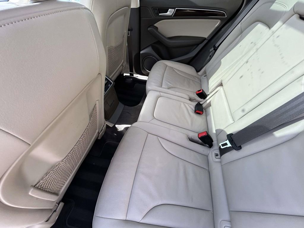 Used 2016 Audi Q5 2.0T Premium Plus w/ Technology Package image 12