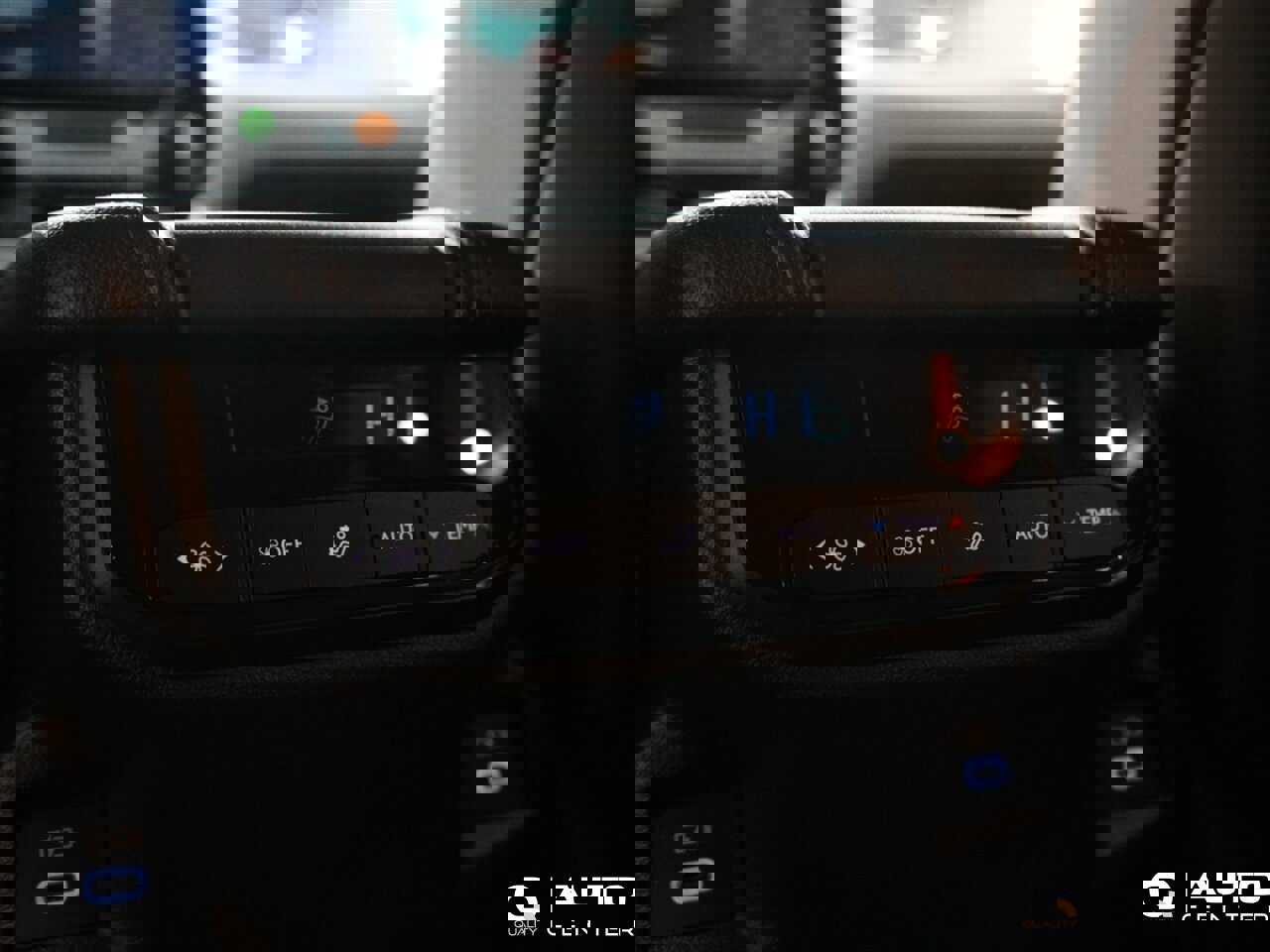 Used 2025 Toyota Grand Highlander AWD Hybrid image 30