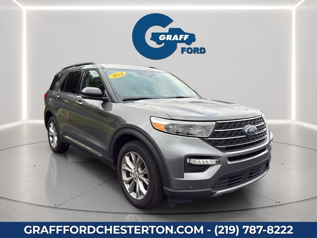 Used 2024 Ford Explorer XLT w/ Equipment Group 202A AWD/4WD image 11