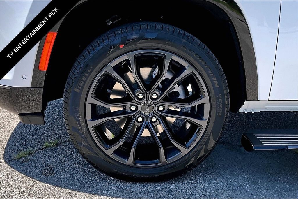 New 2026 Jeep Grand Wagoneer L Summit w/ Rear Seat Video Group I AWD/4WD image 11