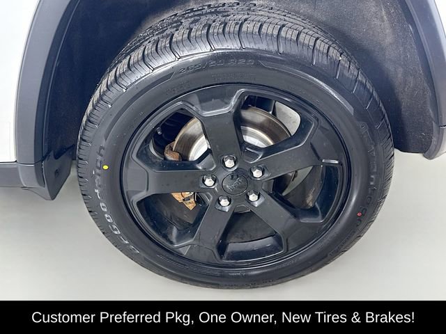 Used 2019 Jeep Grand Cherokee Laredo image 29