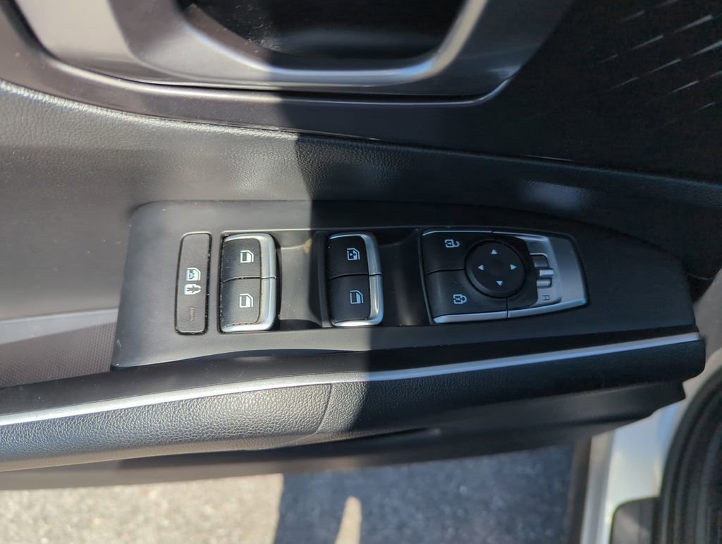 Used 2021 Kia Sorento S w/ Panoramic Sunroof Package image 19