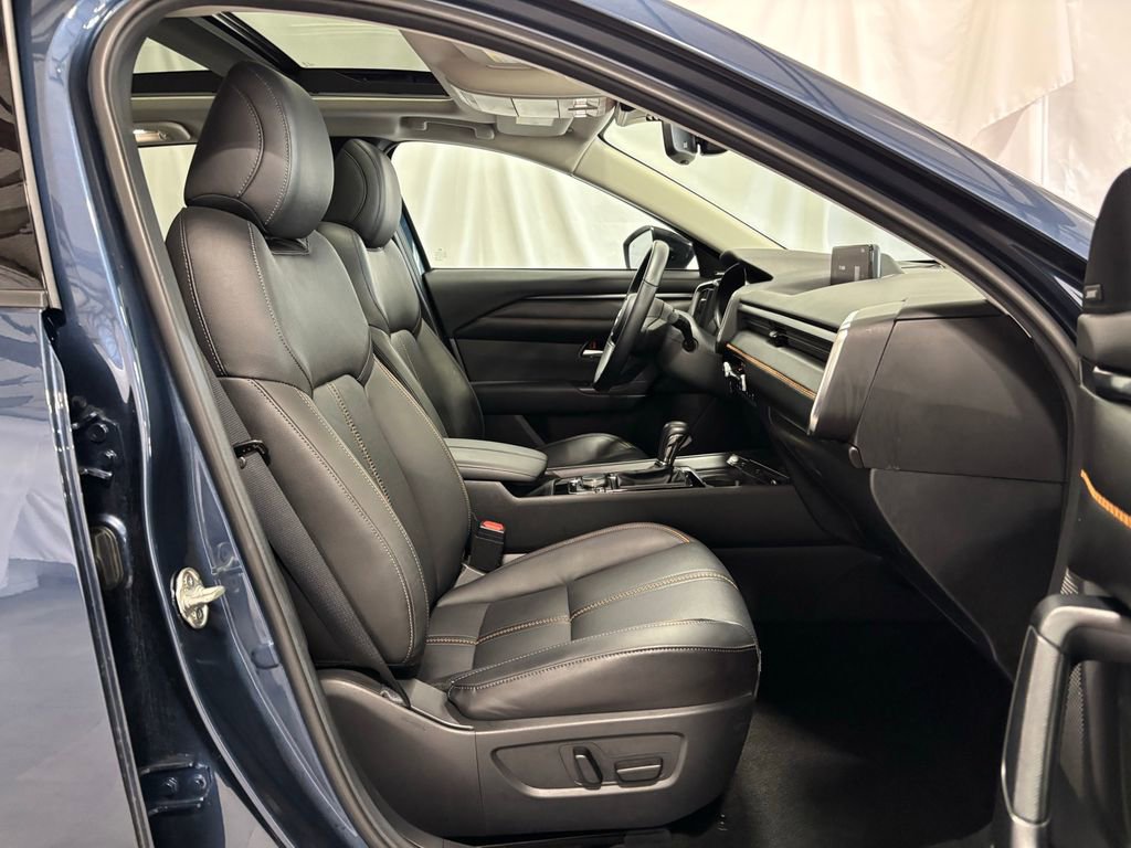 Used 2025 MAZDA CX-50 AWD 2.5 S w/ Premium Plus Pkg image 15