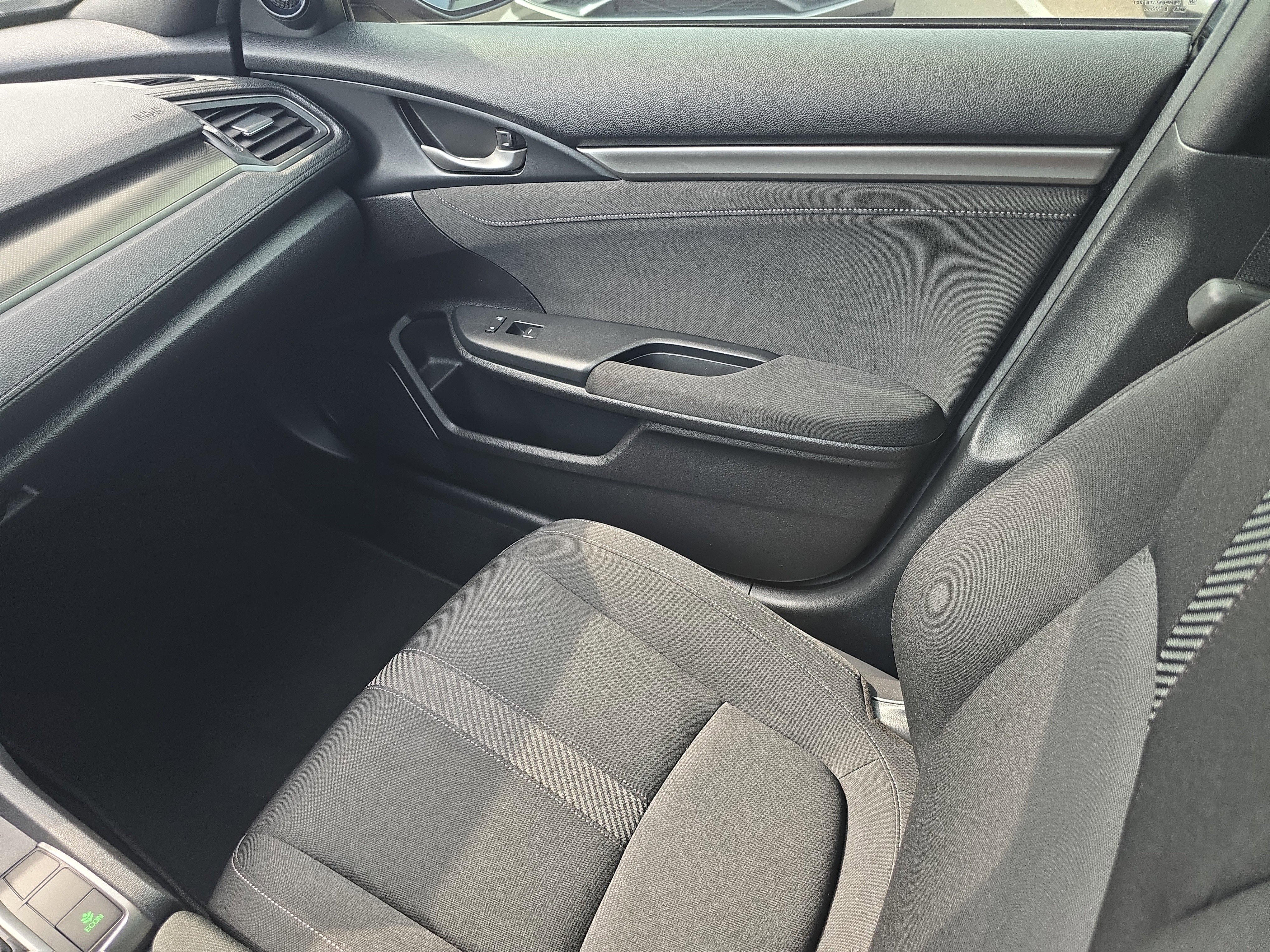 Used 2019 Honda Civic EX image 15