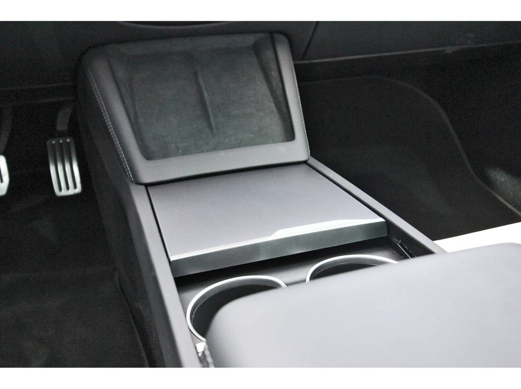 Used 2024 Tesla Model 3 Performance AWD/4WD image 25