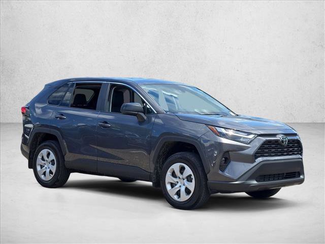 Used 2025 Toyota RAV4 LE FWD video 3