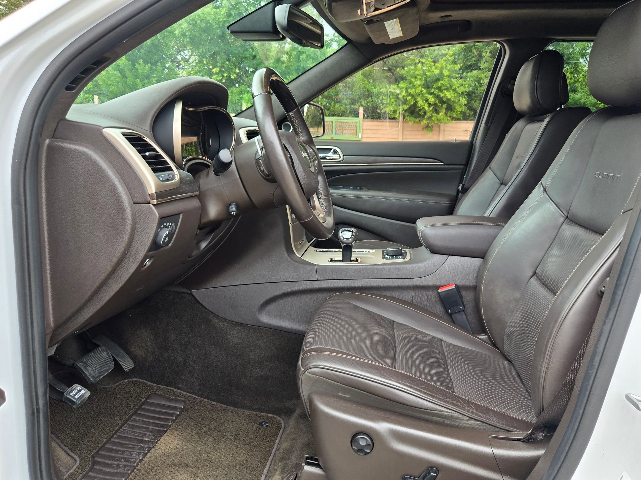 Used 2015 Jeep Grand Cherokee Summit w/ Platinum Series Group AWD/4WD image 10