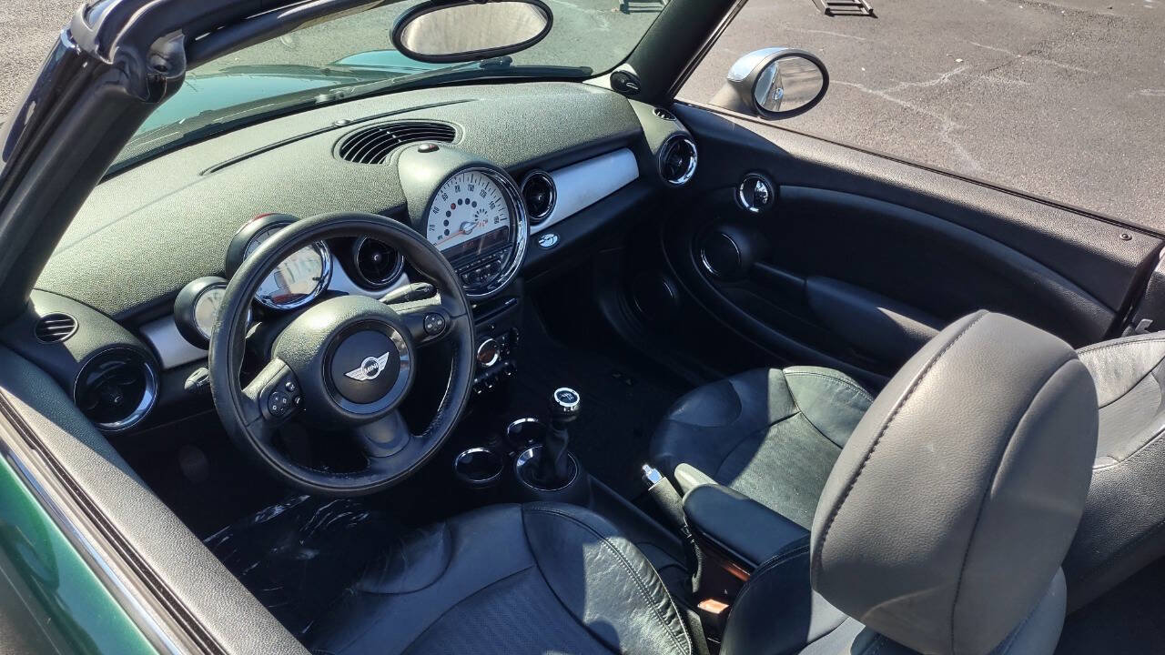 Used 2011 MINI Cooper Convertible image 13
