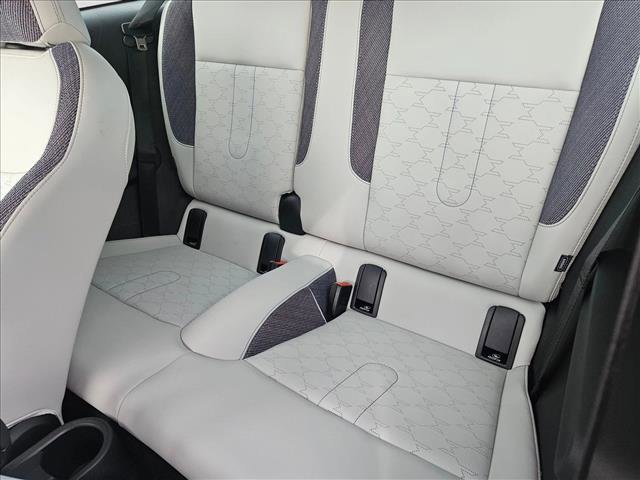 Used 2025 MINI Cooper 2-Door Hardtop FWD image 16