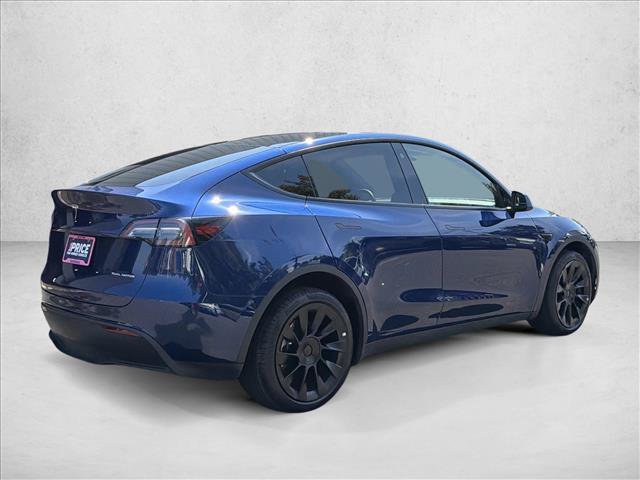 Used 2023 Tesla Model Y Long Range AWD/4WD image 5