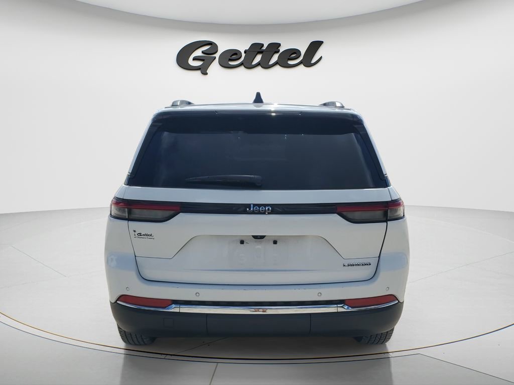 Used 2023 Jeep Grand Cherokee Laredo RWD image 6