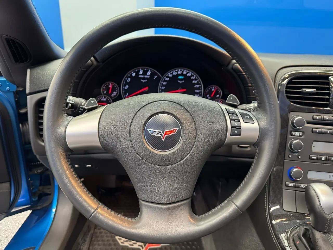 Used 2011 Chevrolet Corvette Coupe w/ 1LT RWD image 18