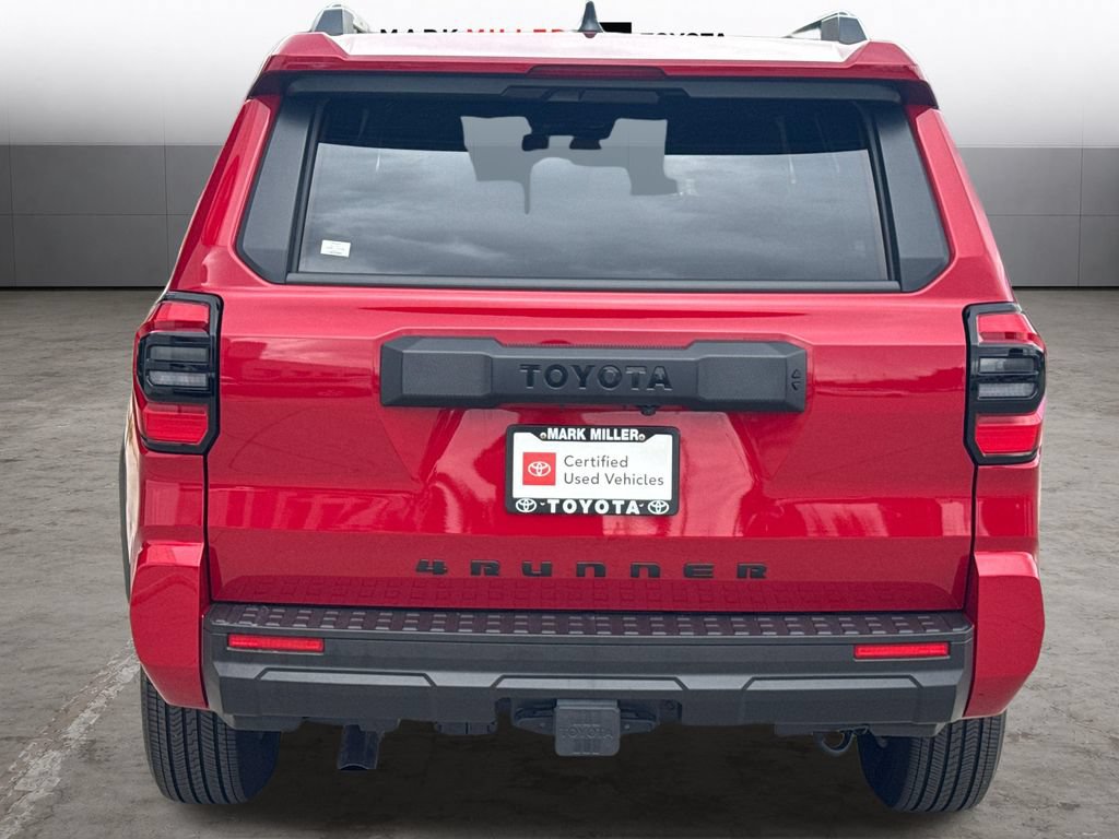 Certified 2025 Toyota 4Runner SR5 AWD/4WD image 4