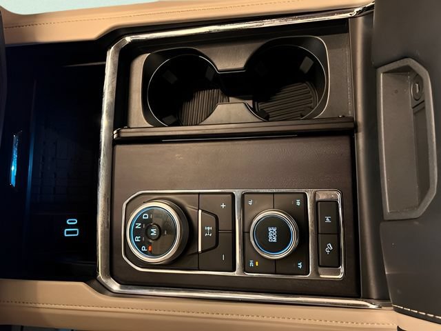 Used 2024 Ford Expedition Platinum AWD/4WD image 36