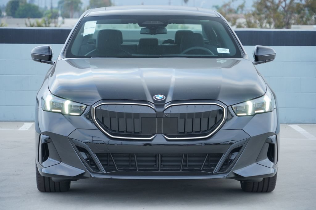 New 2027 BMW 530i xDrive w/ M Sport Package AWD/4WD image 2