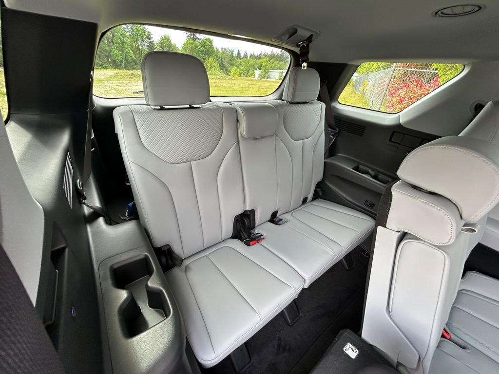 New 2025 Hyundai Palisade SEL image 36