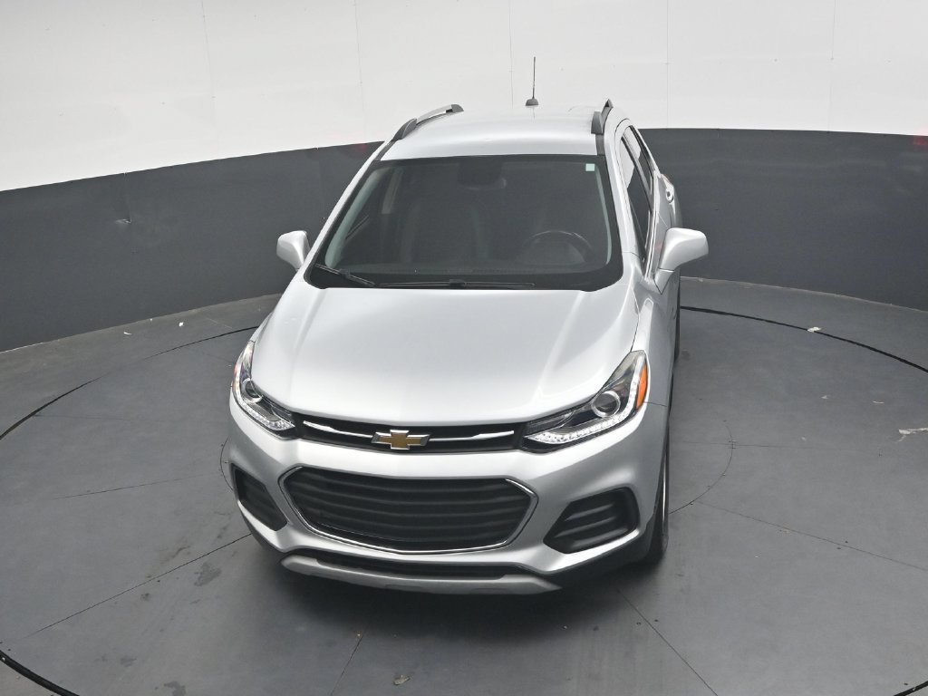 Used 2020 Chevrolet Trax LT w/ LT Convenience Package FWD image 18