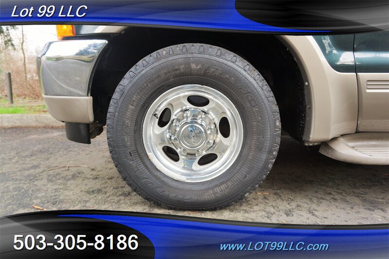 Used 2001 Ford Excursion Limited RWD image 3