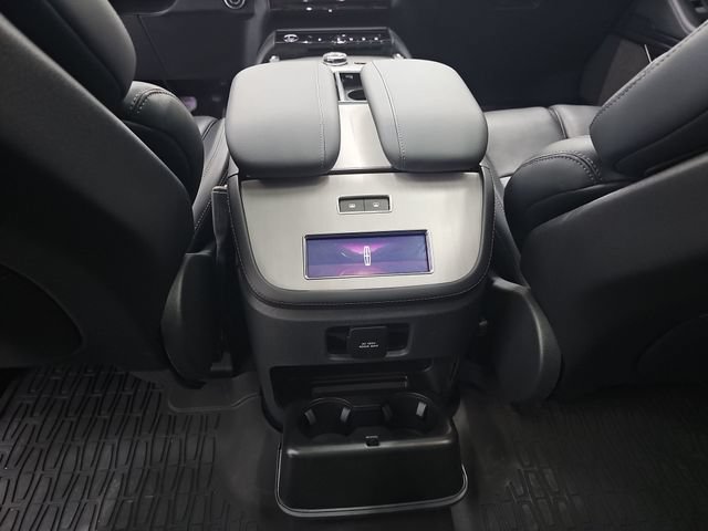 Used 2025 Lincoln Navigator L Reserve w/ Jet Appearance Package AWD/4WD image 43