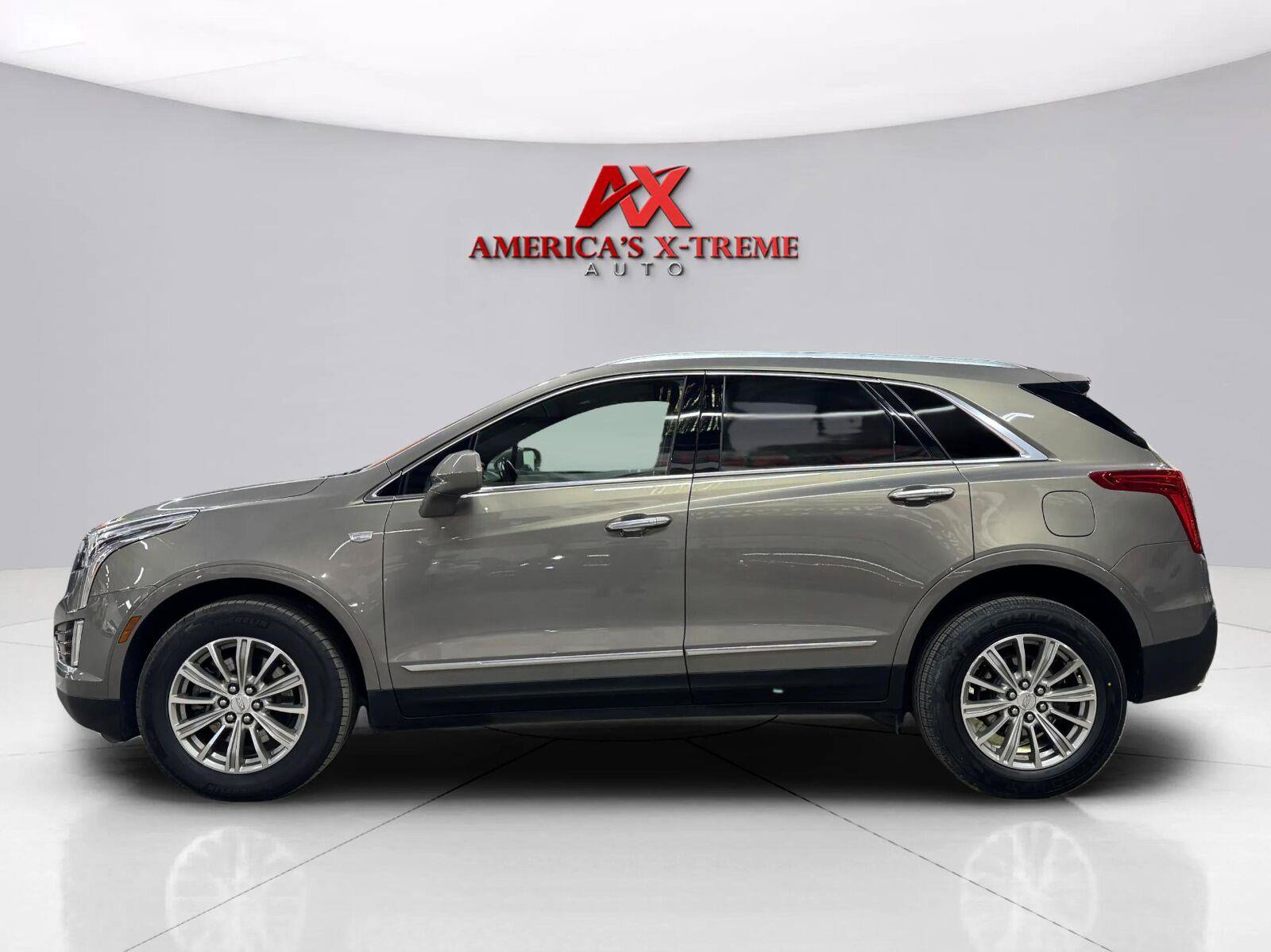 Used 2019 Cadillac XT5 Luxury AWD/4WD image 3