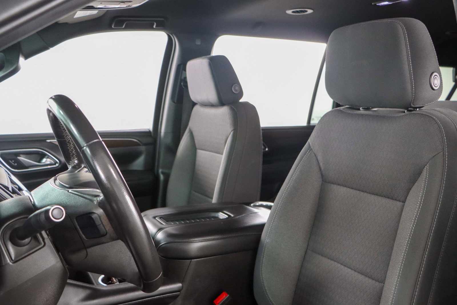 Used 2022 GMC Yukon XL SLE image 25