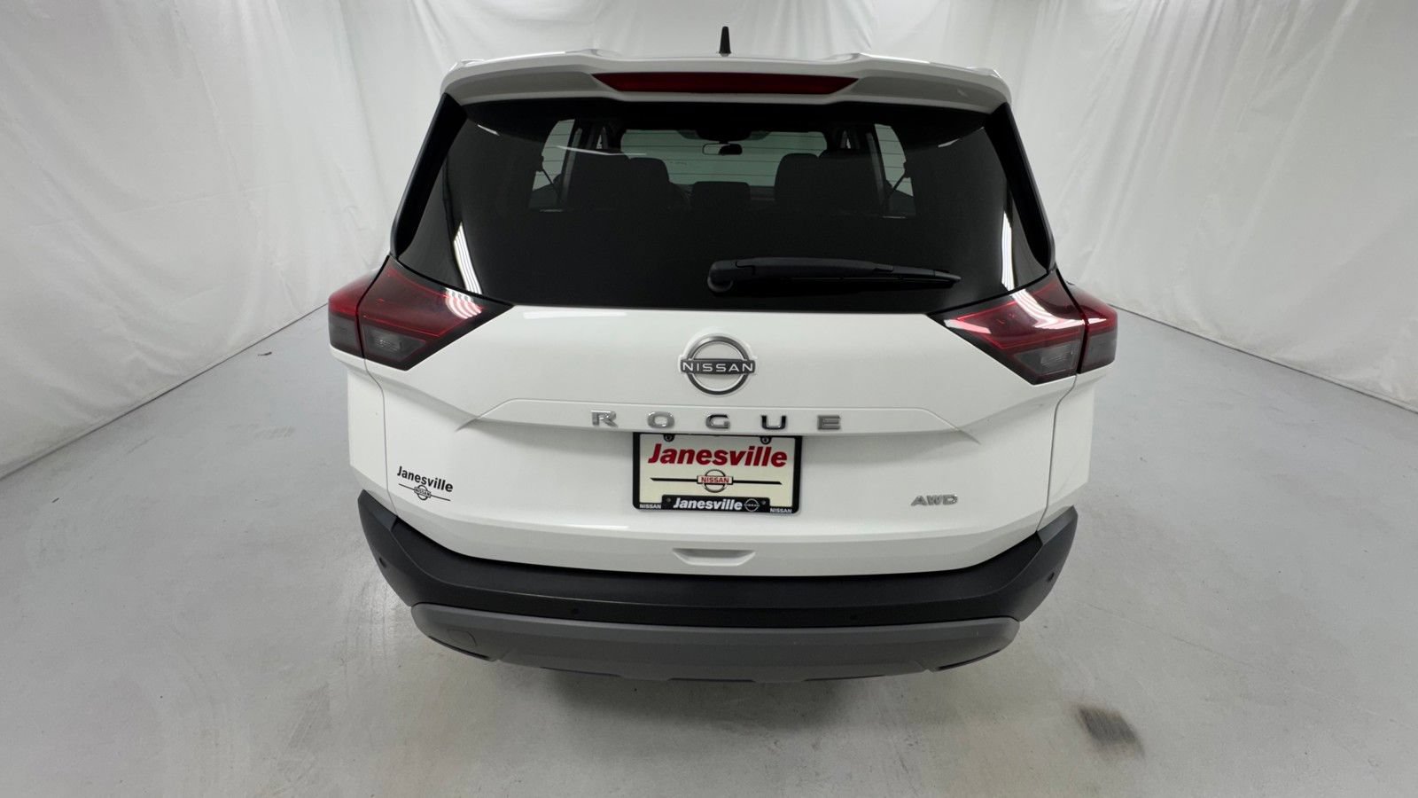 Certified 2023 Nissan Rogue S AWD/4WD image 4
