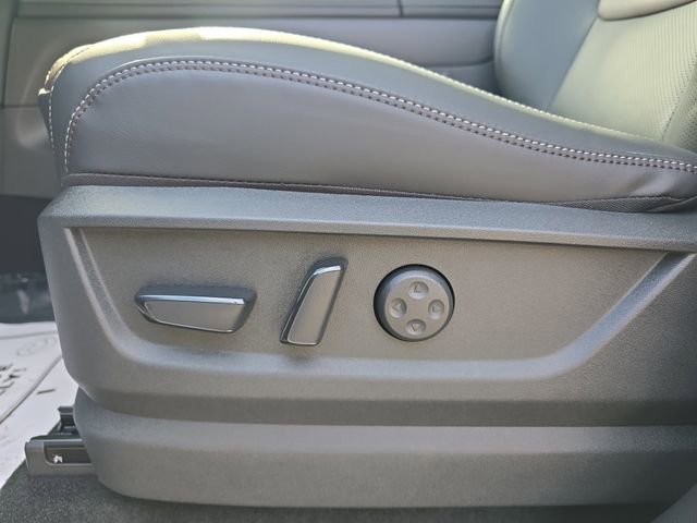 New 2026 Nissan Armada Platinum image 15