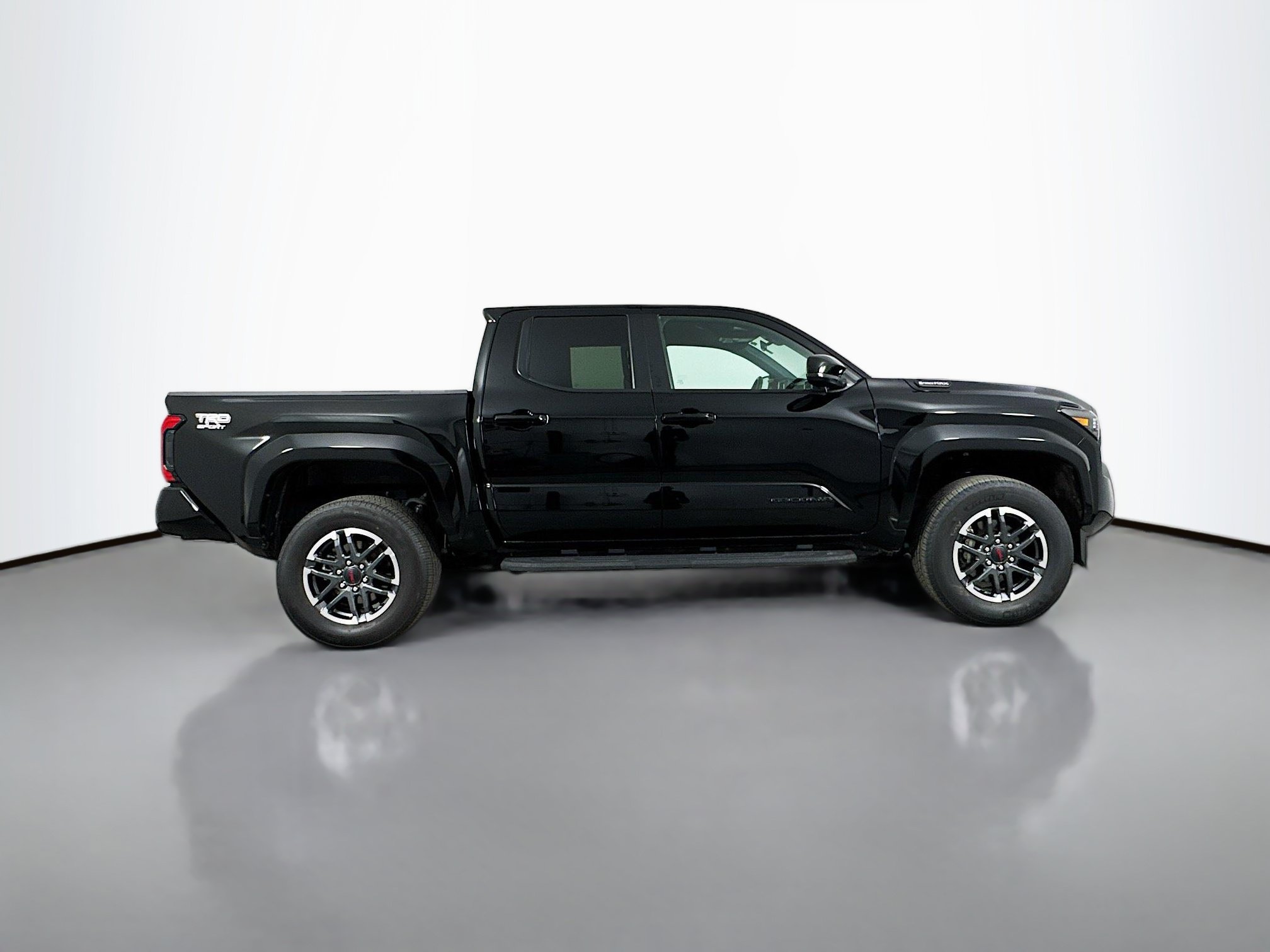 Certified 2024 Toyota Tacoma TRD Sport AWD/4WD image 8