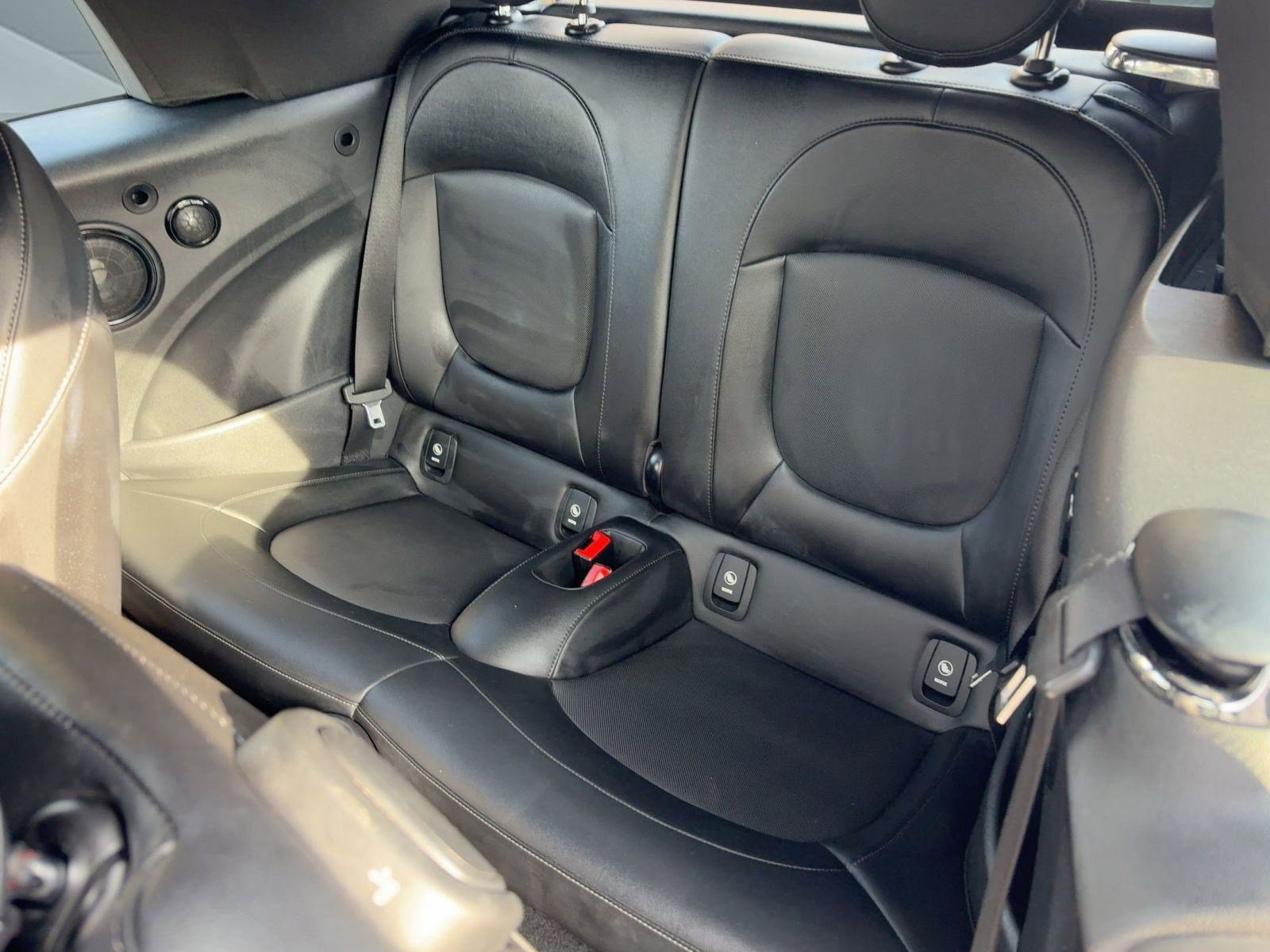 Used 2017 MINI Cooper Convertible image 23