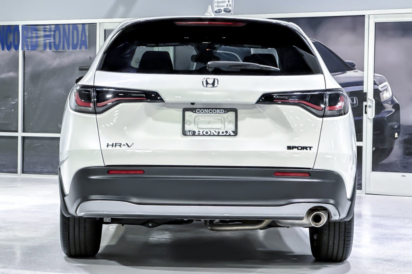 Used 2025 Honda HR-V Sport image 10