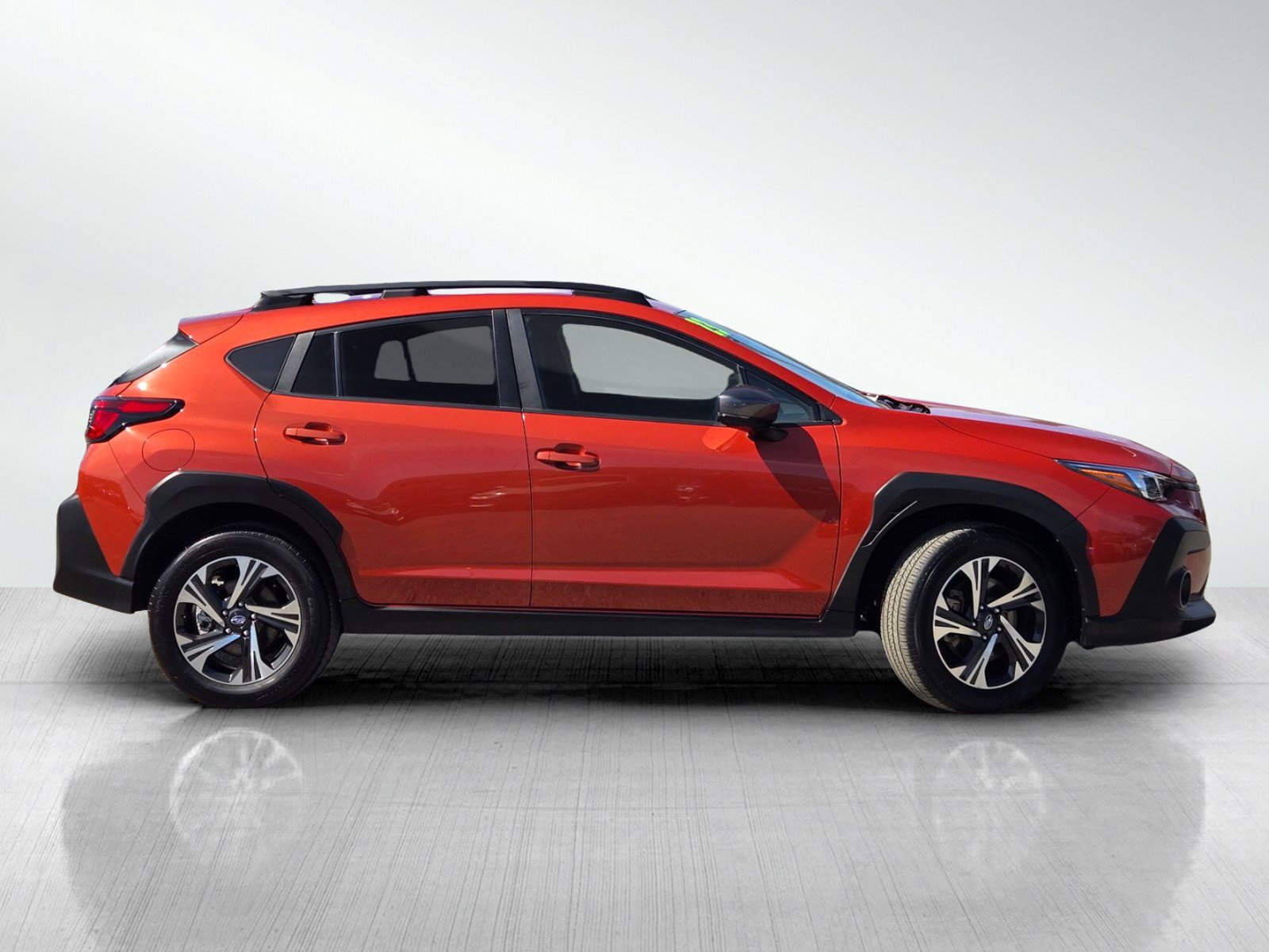 Used 2024 Subaru Crosstrek 2.0i Premium w/ Popular Package #3 AWD/4WD image 3