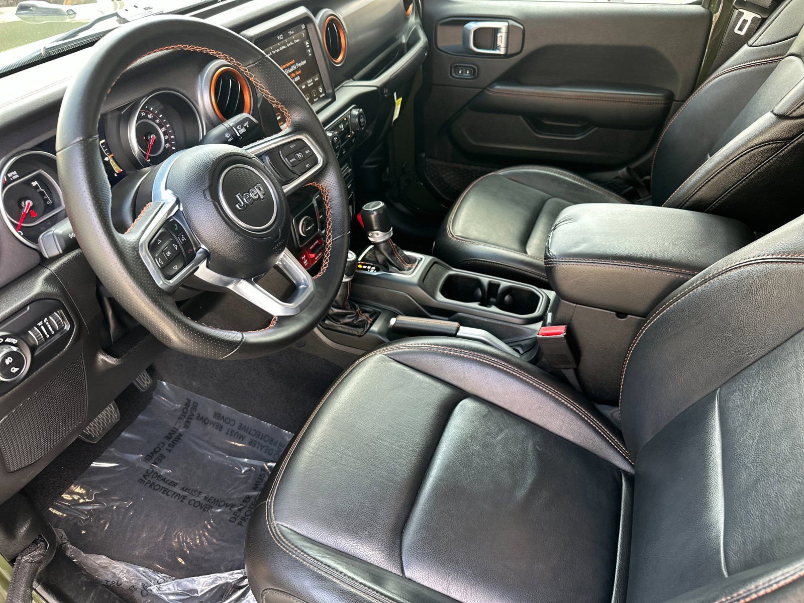 Used 2022 Jeep Gladiator Mojave AWD/4WD image 11