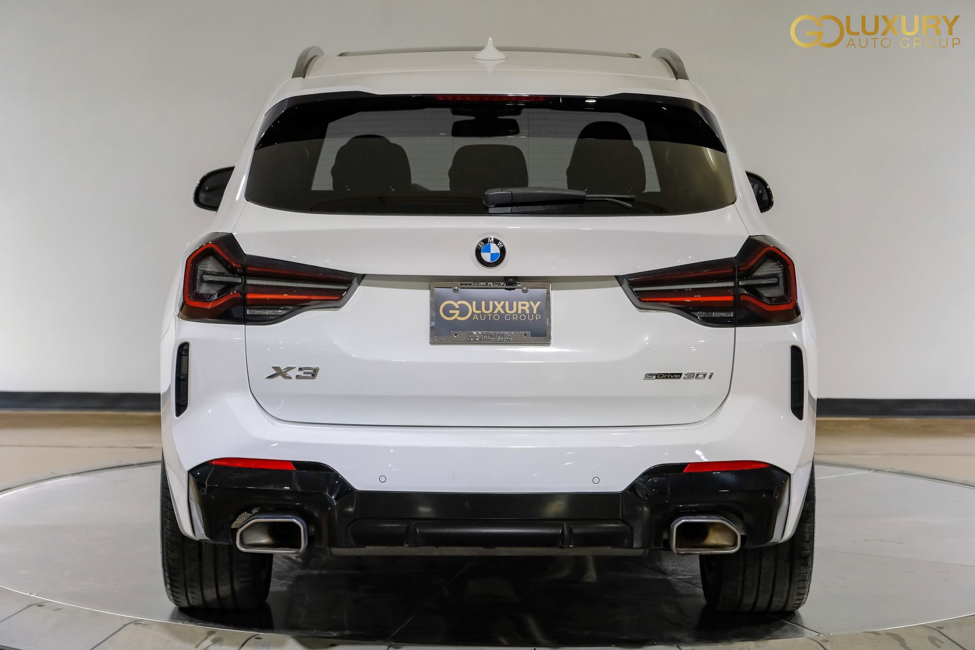 Used 2023 BMW X3 sDrive30i w/ M Sport Package image 11