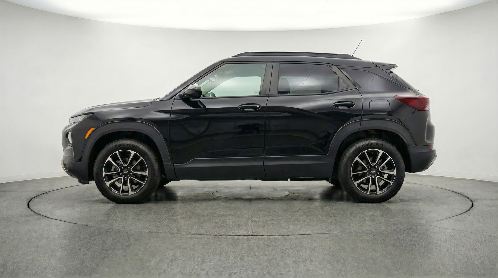 Used 2025 Chevrolet TrailBlazer LT FWD image 5