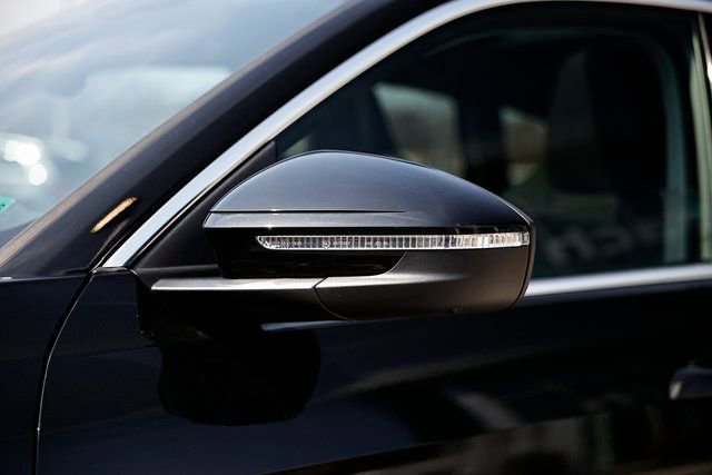 Used 2025 Audi Q5 Prestige image 11