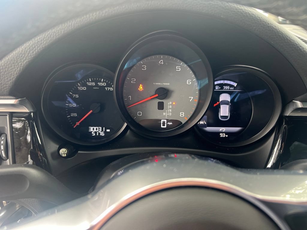 Used 2019 Porsche Macan S AWD/4WD image 9