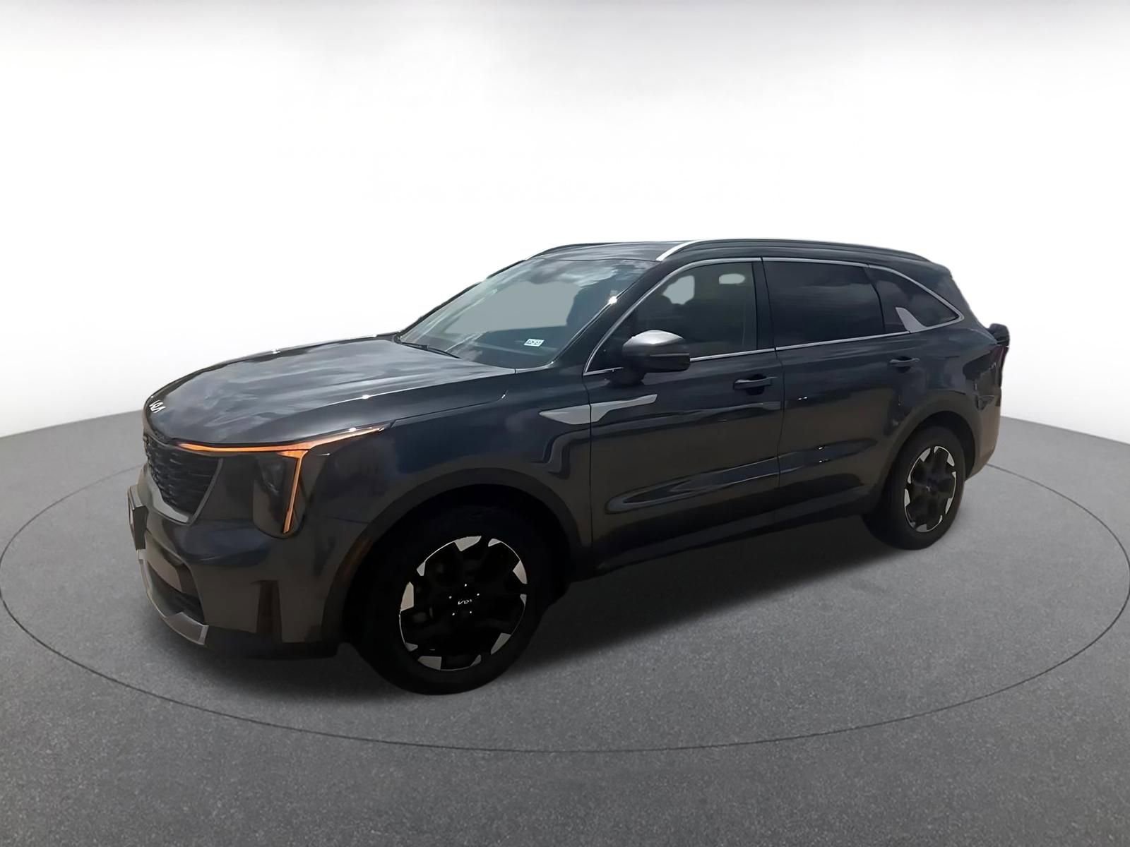 Used 2024 Kia Sorento S FWD image 8