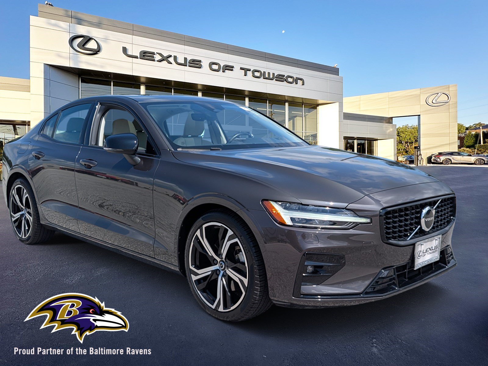 Used 2024 Volvo S60 B5 Core w/ Climate Package FWD image 1