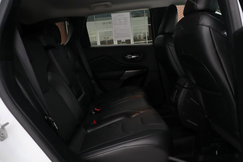 Used 2020 Jeep Cherokee Limited image 43