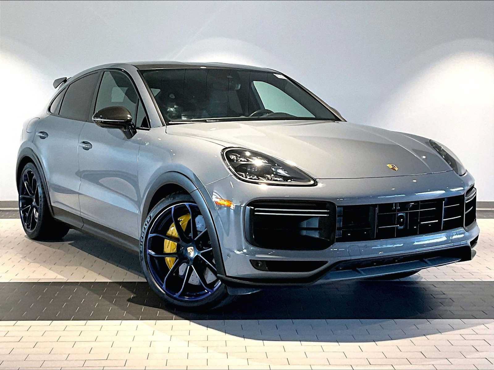 Used 2022 Porsche Cayenne Turbo GT AWD/4WD image 12