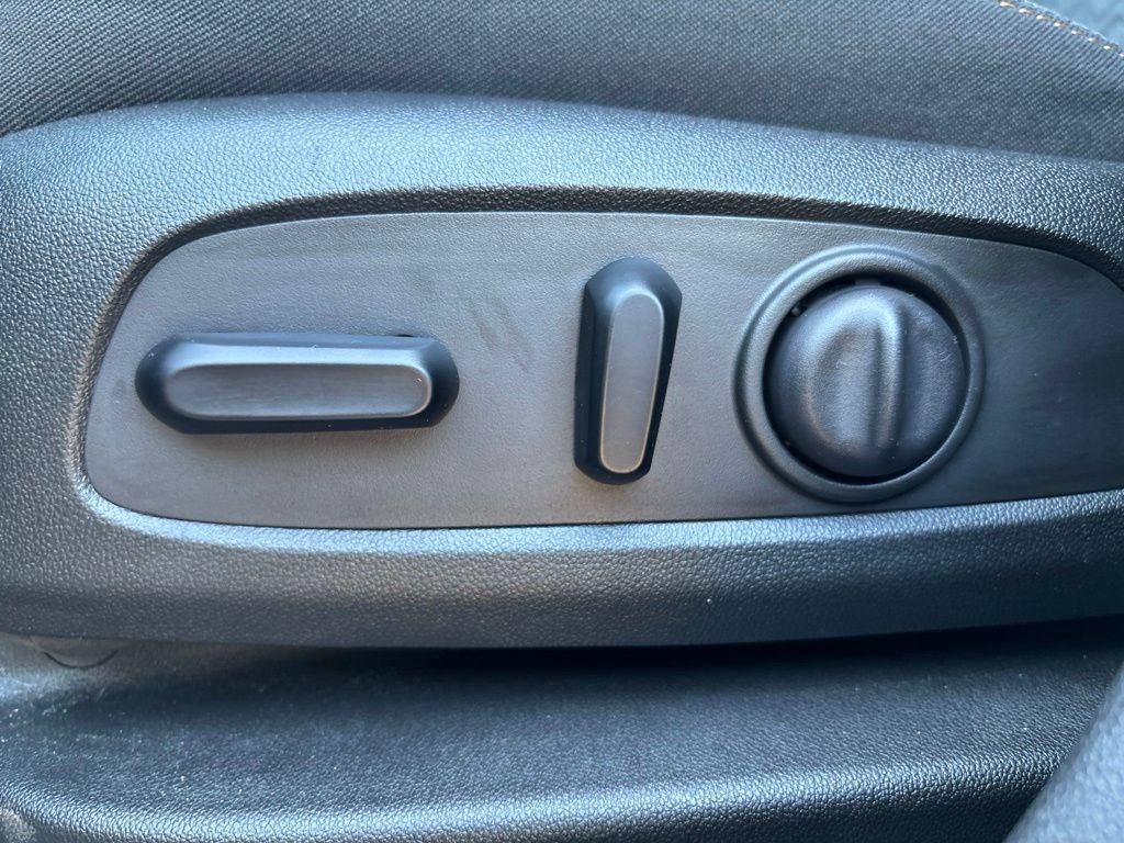 Used 2024 Chevrolet Equinox LT AWD/4WD image 20