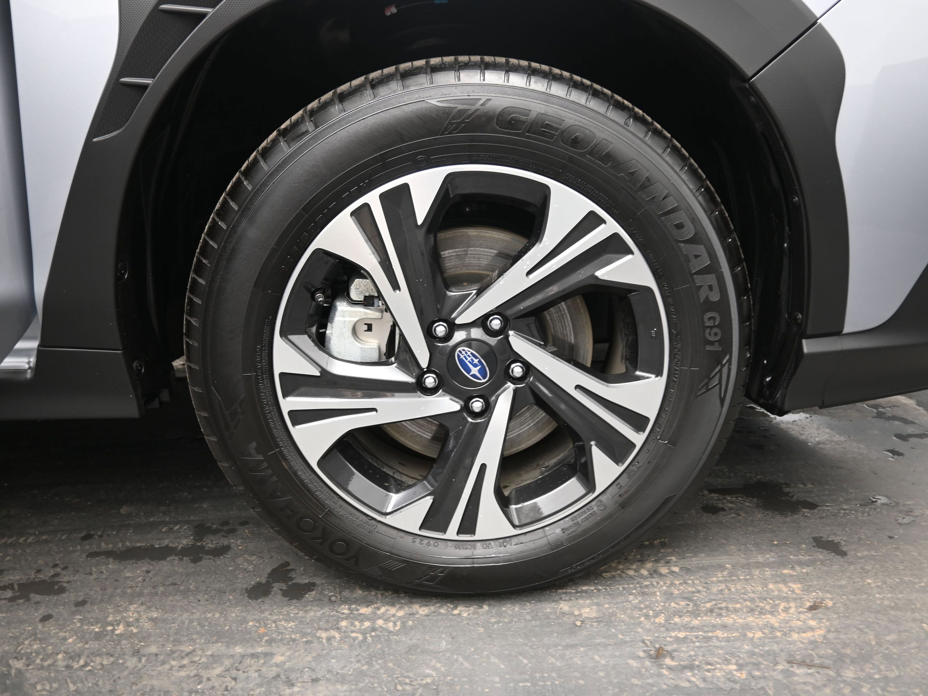 Used 2025 Subaru Crosstrek 2.0i Premium w/ Crosstrek Mirror Package image 22