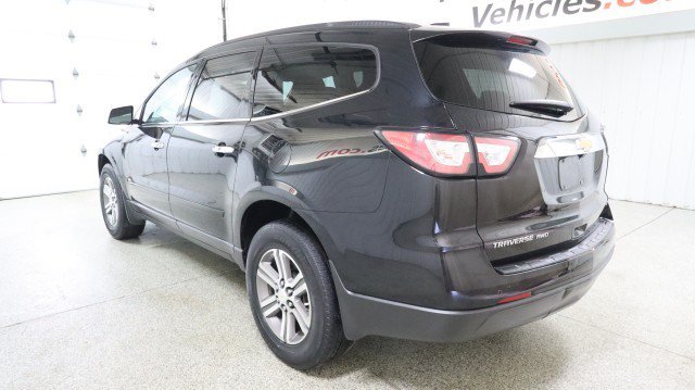 Used 2017 Chevrolet Traverse LT AWD/4WD image 3
