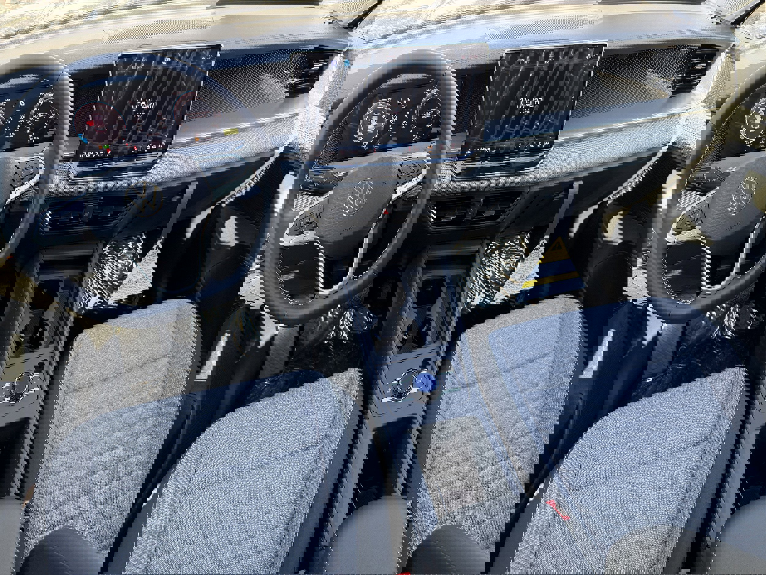 New 2026 Volkswagen Tiguan S image 12