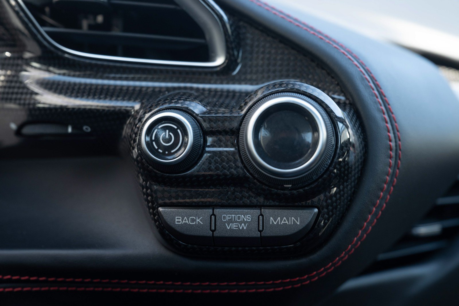 Used 2018 Ferrari 488 Spider RWD image 44