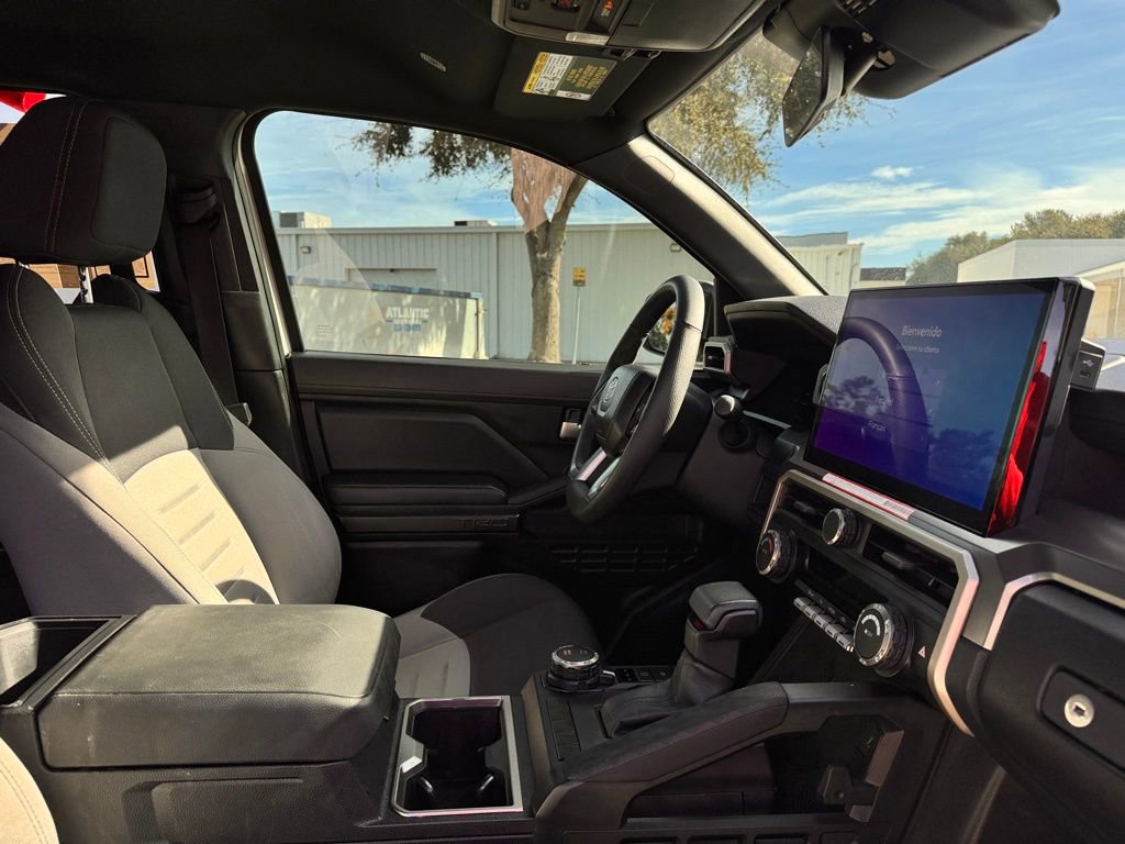 Used 2024 Toyota Tacoma TRD Sport image 32