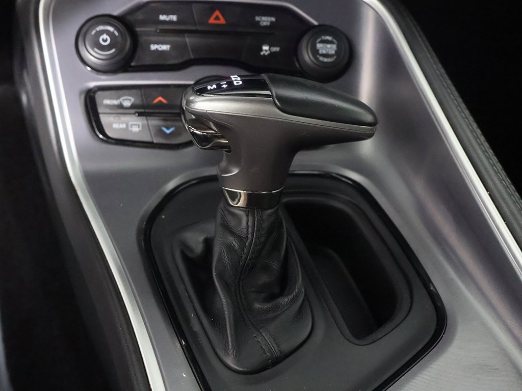 Used 2019 Dodge Challenger SXT image 35