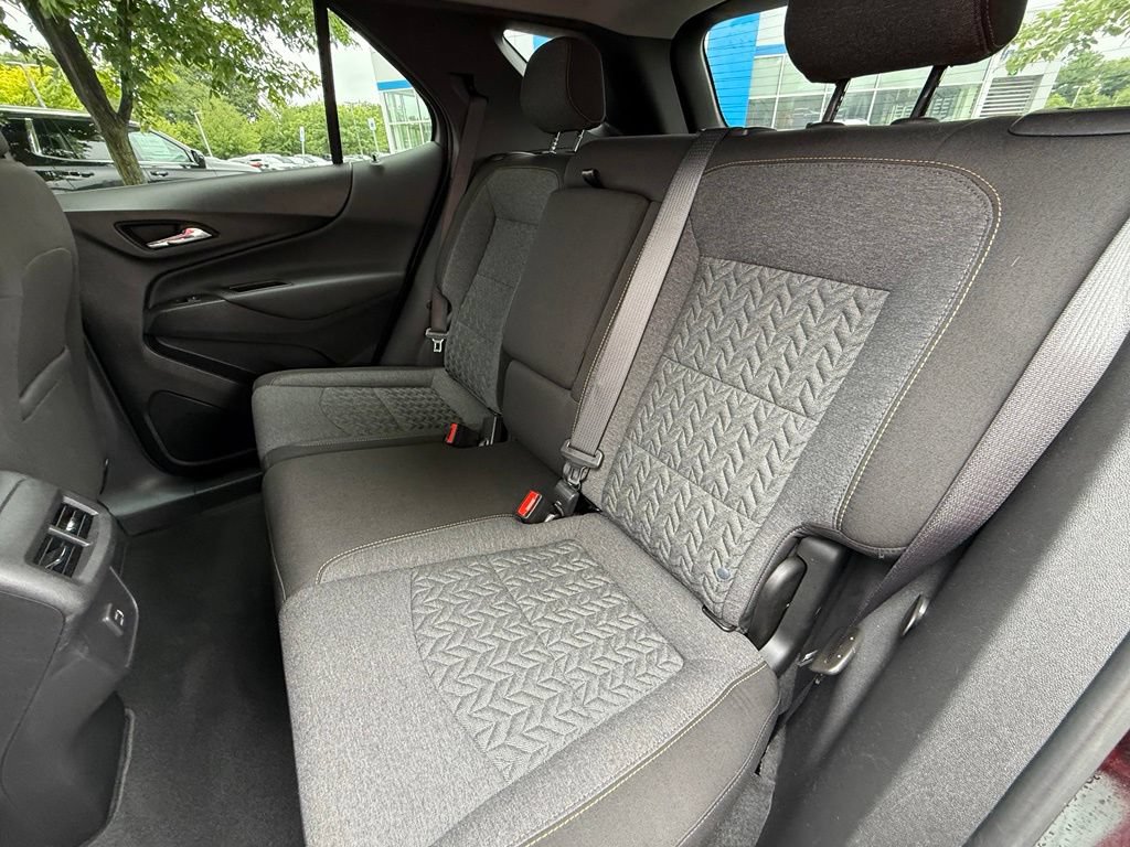 Used 2023 Chevrolet Equinox LT AWD/4WD image 23